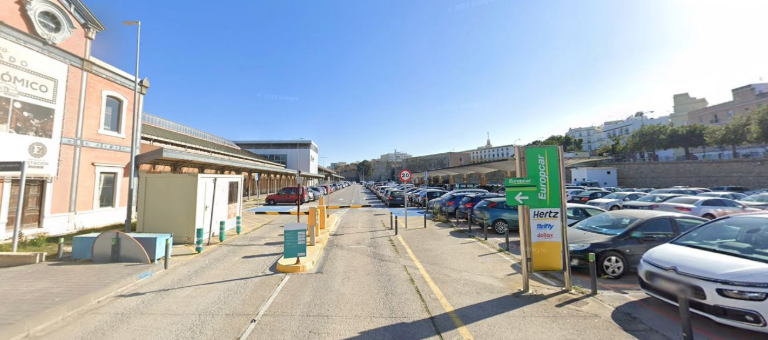 Parking Saba Cádiz Train Station